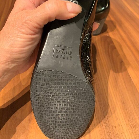 Stuart Weitzman black real patten leather pump, sz 8.5, EUC, heel detail - Picture 6 of 16